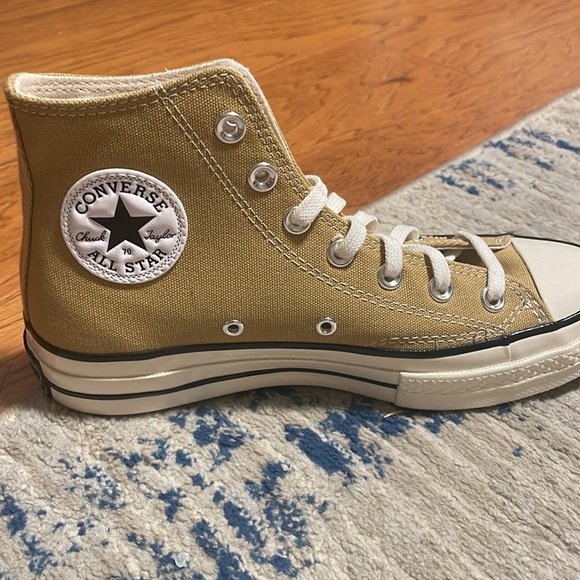 NWOT. Mustard color Converse high top shoes. Women’s size 7.5 men’s size 5.5. - Picture 5 of 7
